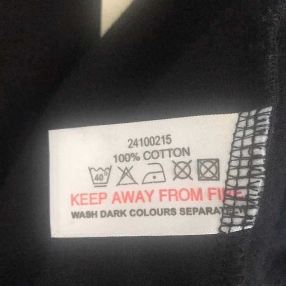 Ruffle shrug black cotton size large new with tags - Picture 5 of 6